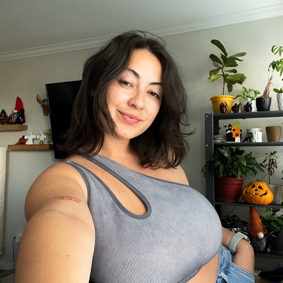 Meet your Posher, Veronica - Picture 5 of 7